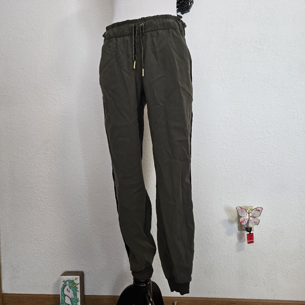 Lululemon On The Fly Olive Joggers